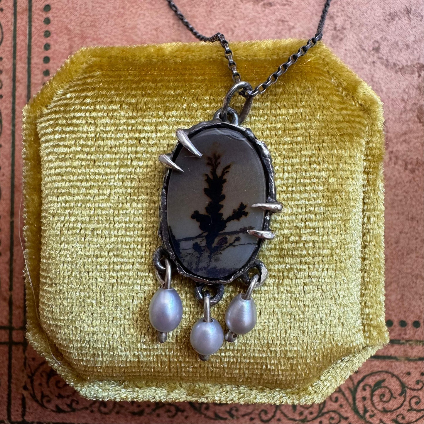 Dendritic Pearl tassel pendant in silver with unique pearl and dendritic design