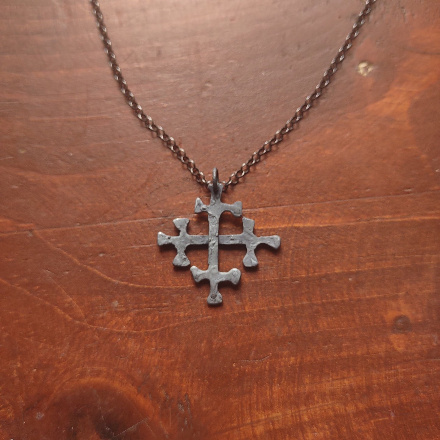 Cross pendant in silver