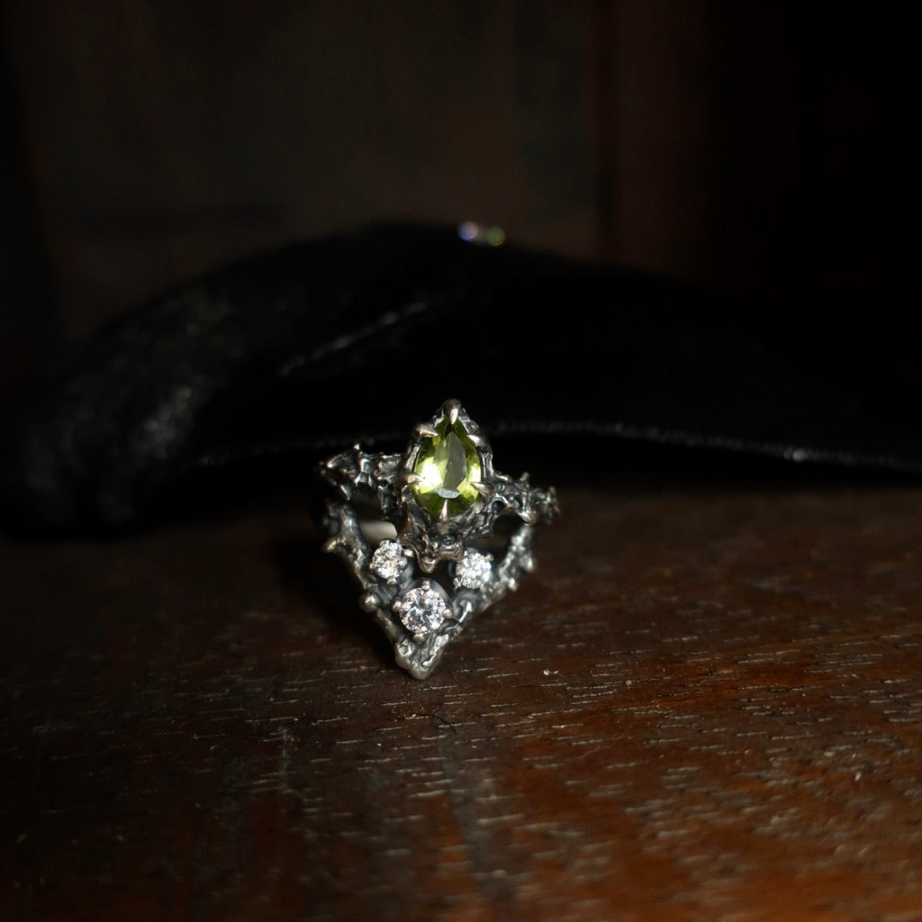 Floresco Ring Peridot