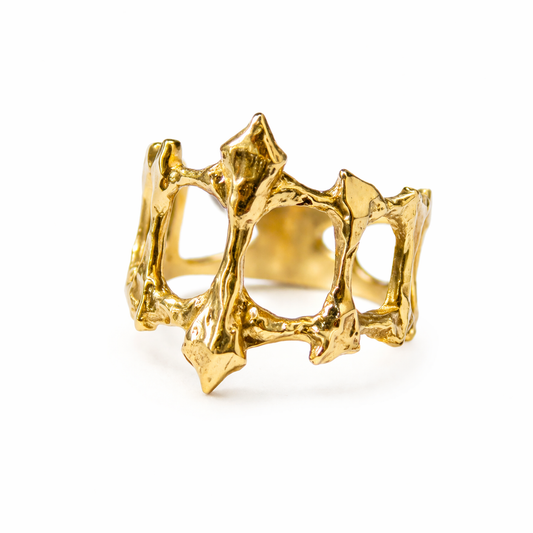 Spire Ring in in 14K Gold