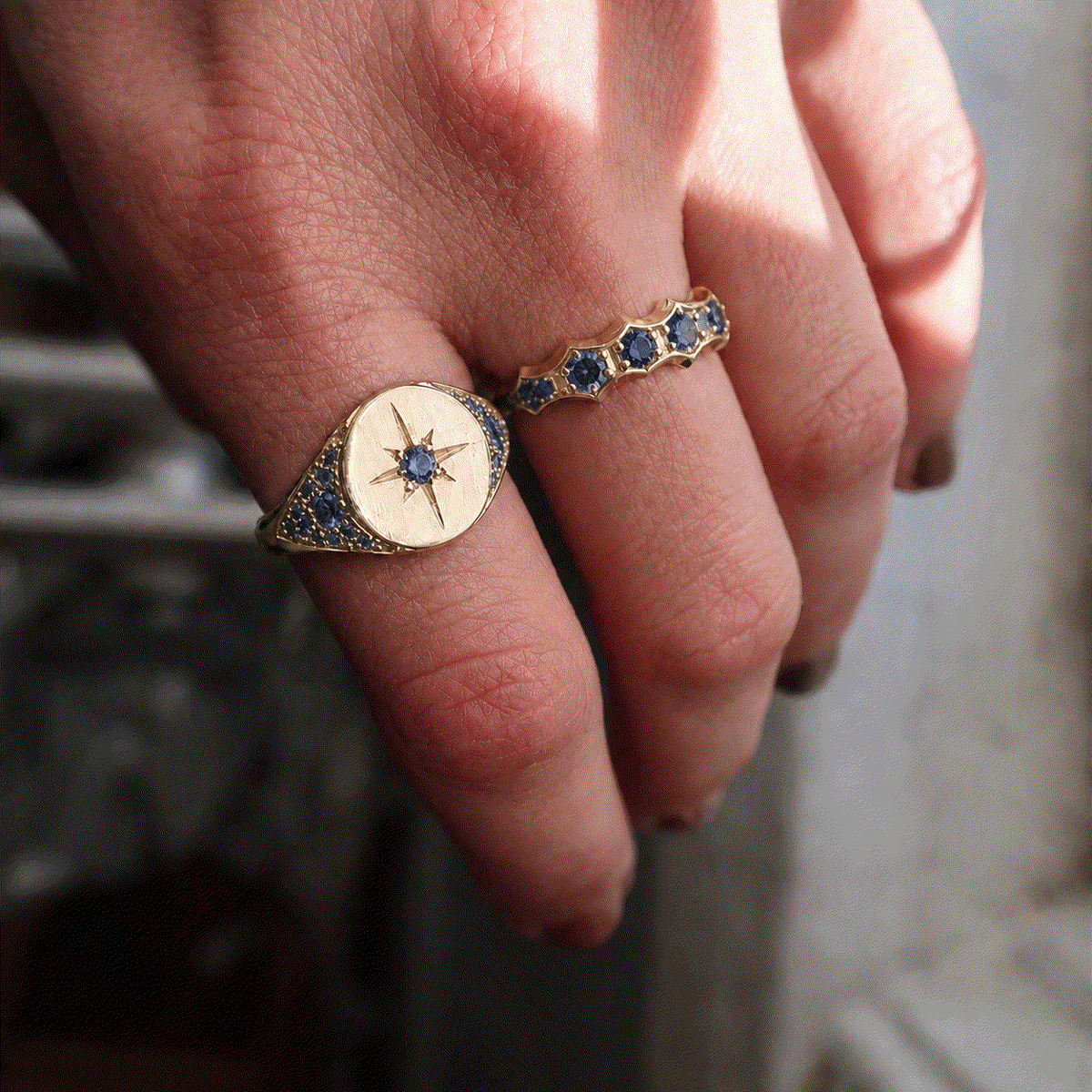 Compass Star Signet Ring in 14k Gold with Blue Sapphires