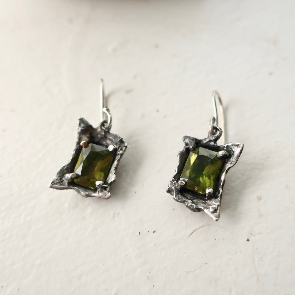 Petal Peridot Earrings