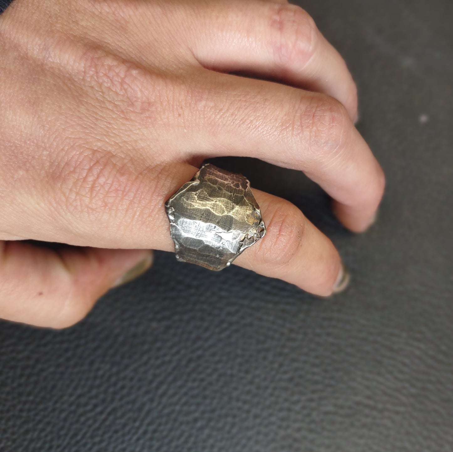 Silver shield ring size 10