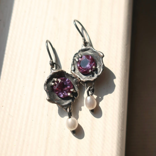 Corundum Petal Earrings with freshwater Pearl