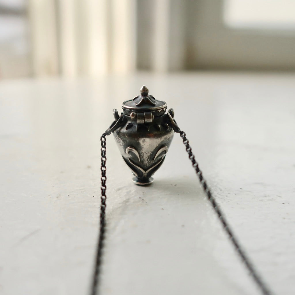 Urn Pendant