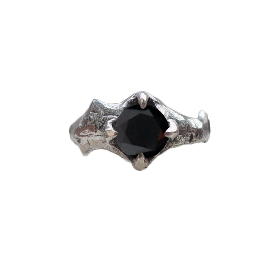 Black Sapphire Serac Ring