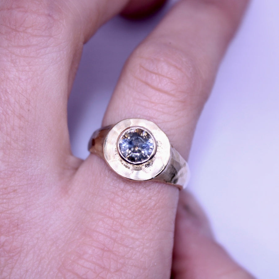 Bi Color Sapphire Signet Ring