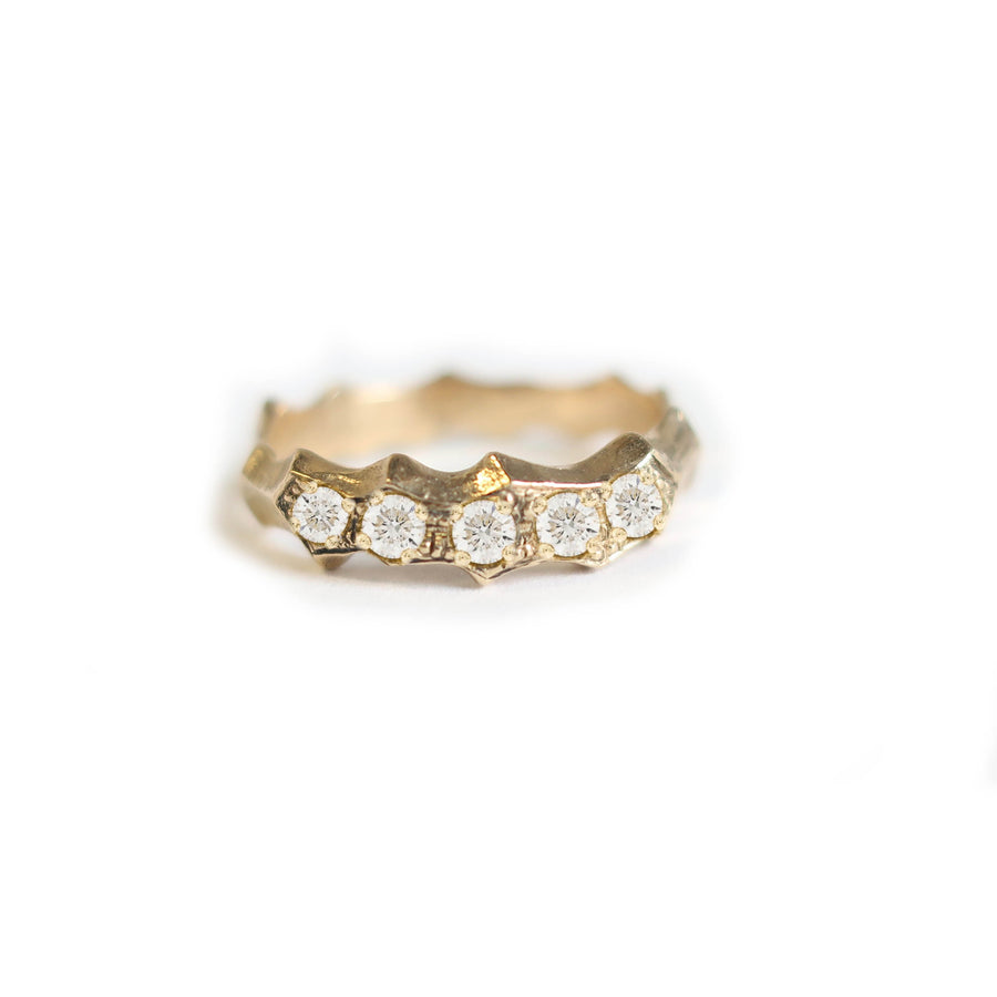 Durus Ring with White Diamonds in 18k gold - Mary Gallagher