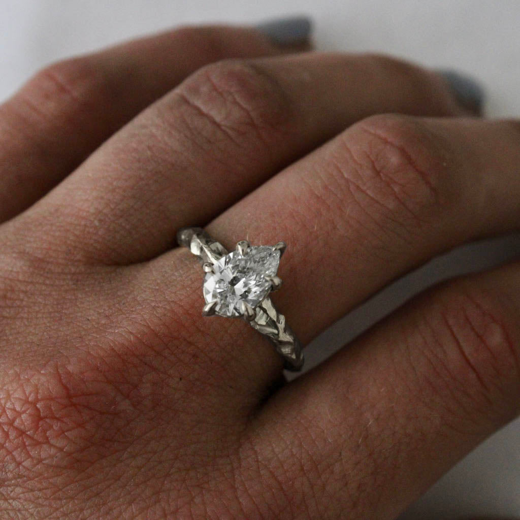 Setting- Diamond Pear