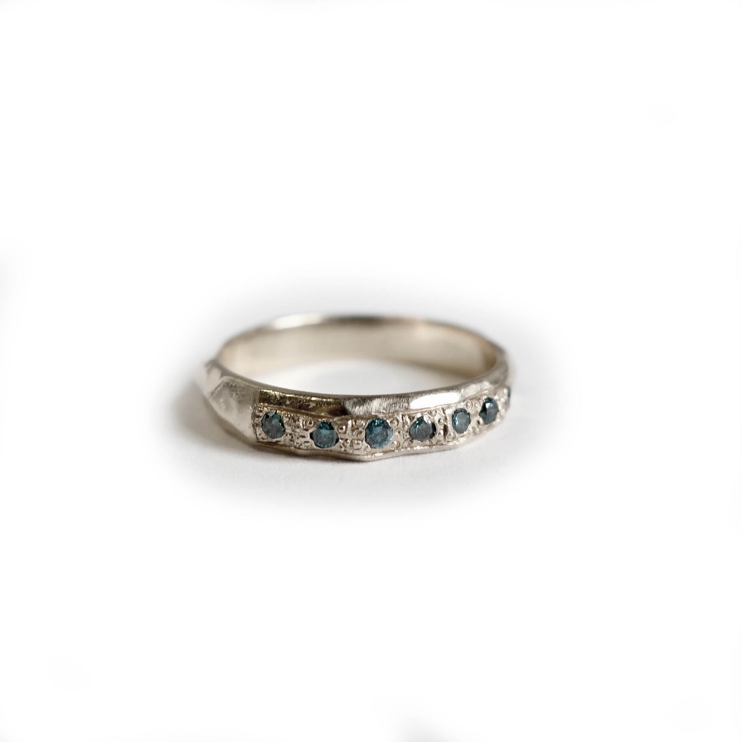 Diamond Hammered Ring Band