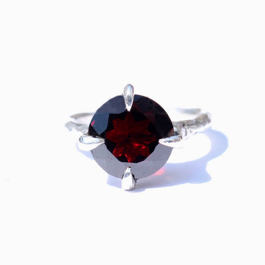 14 Karat White Gold Garnet Solitaire Ring - Mary Gallagher